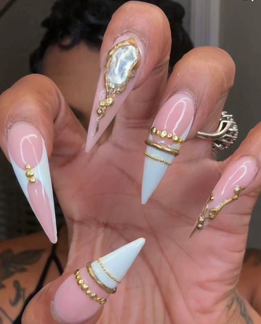 Custom / Gold. White