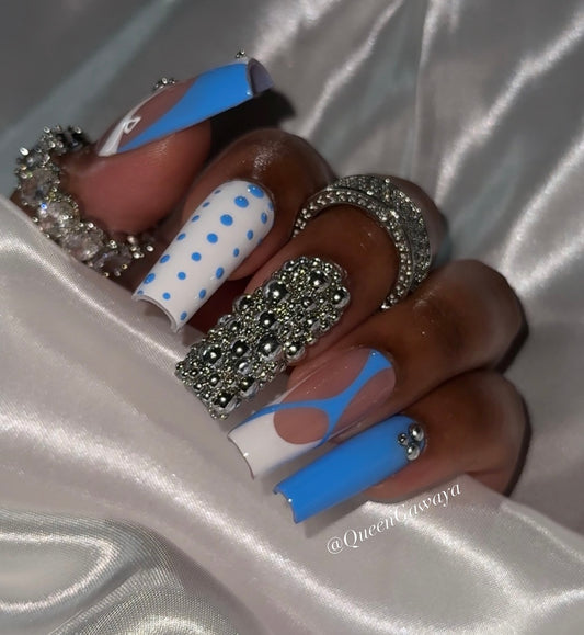 Bleu Majesty