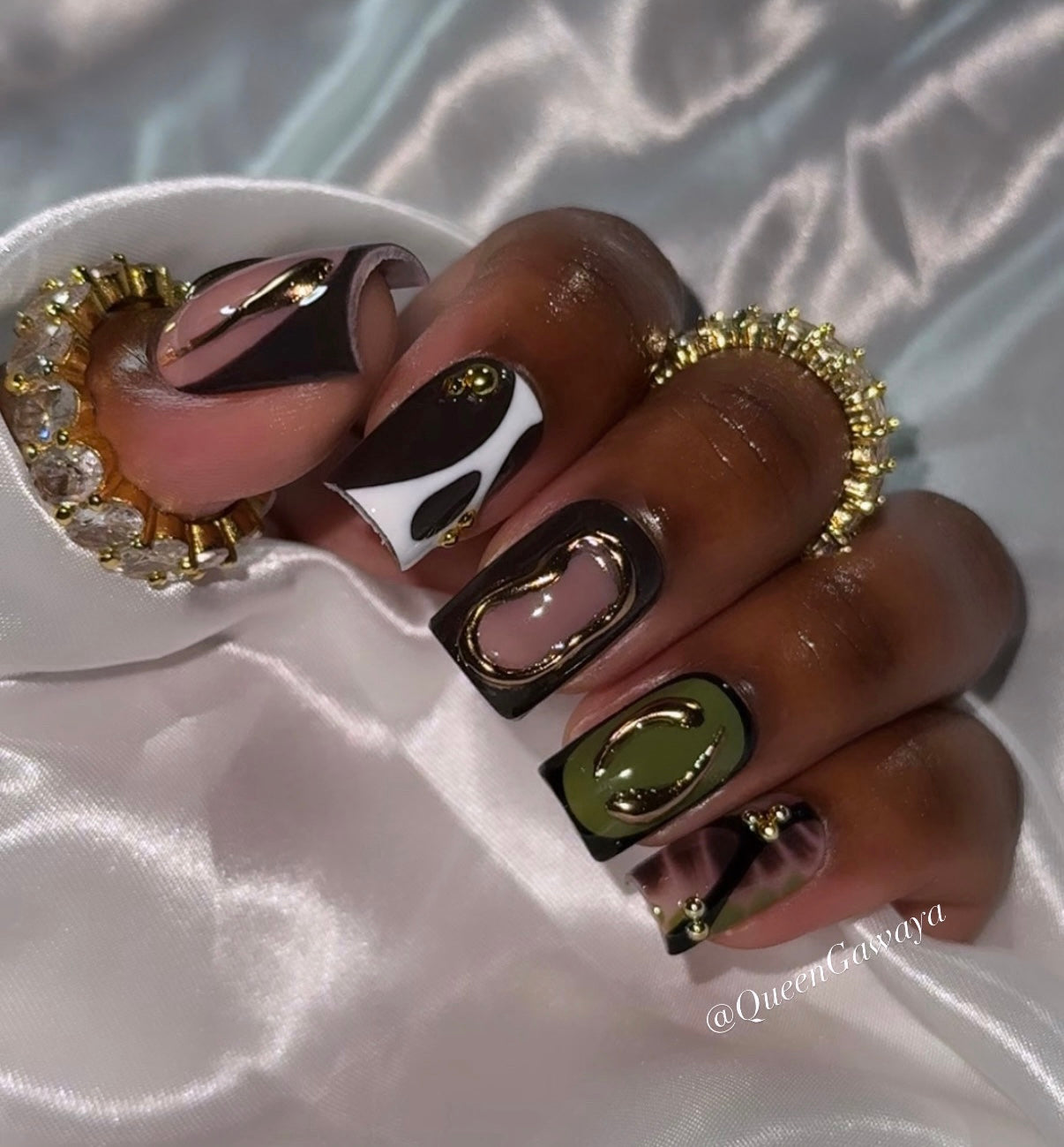 Earthly Elegance