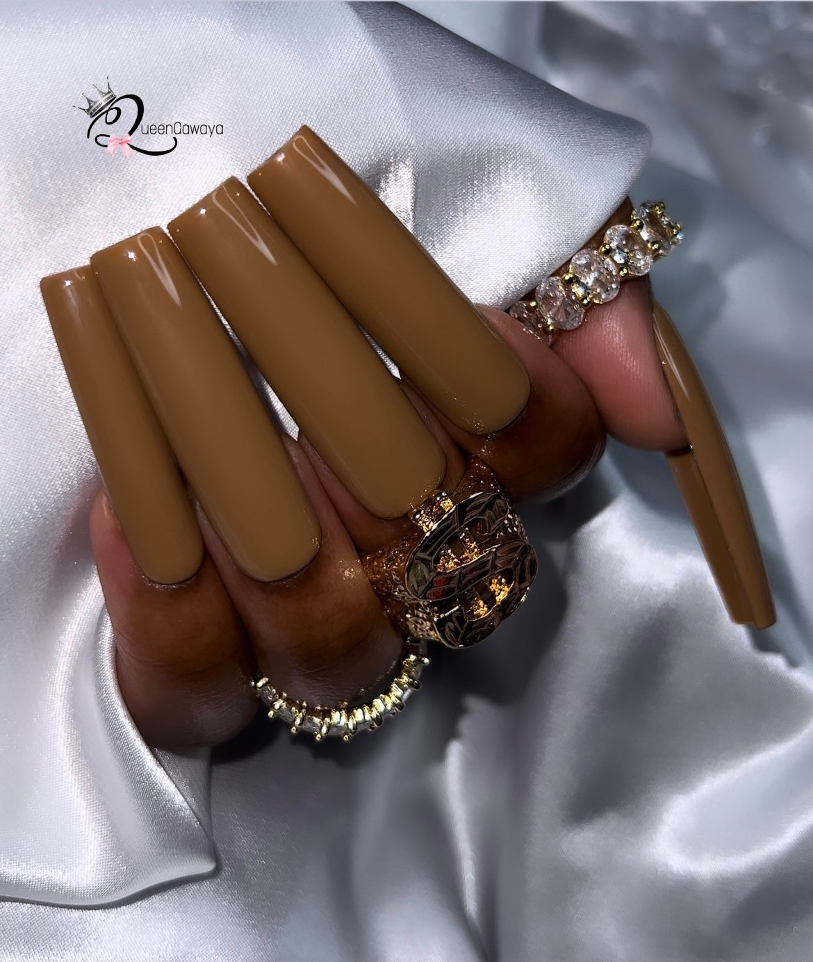 Sienna Luxury press on nails